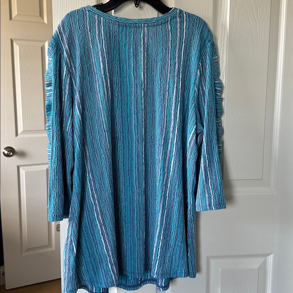 Beautiful Habitat Tunic Size L - Picture 2 of 4